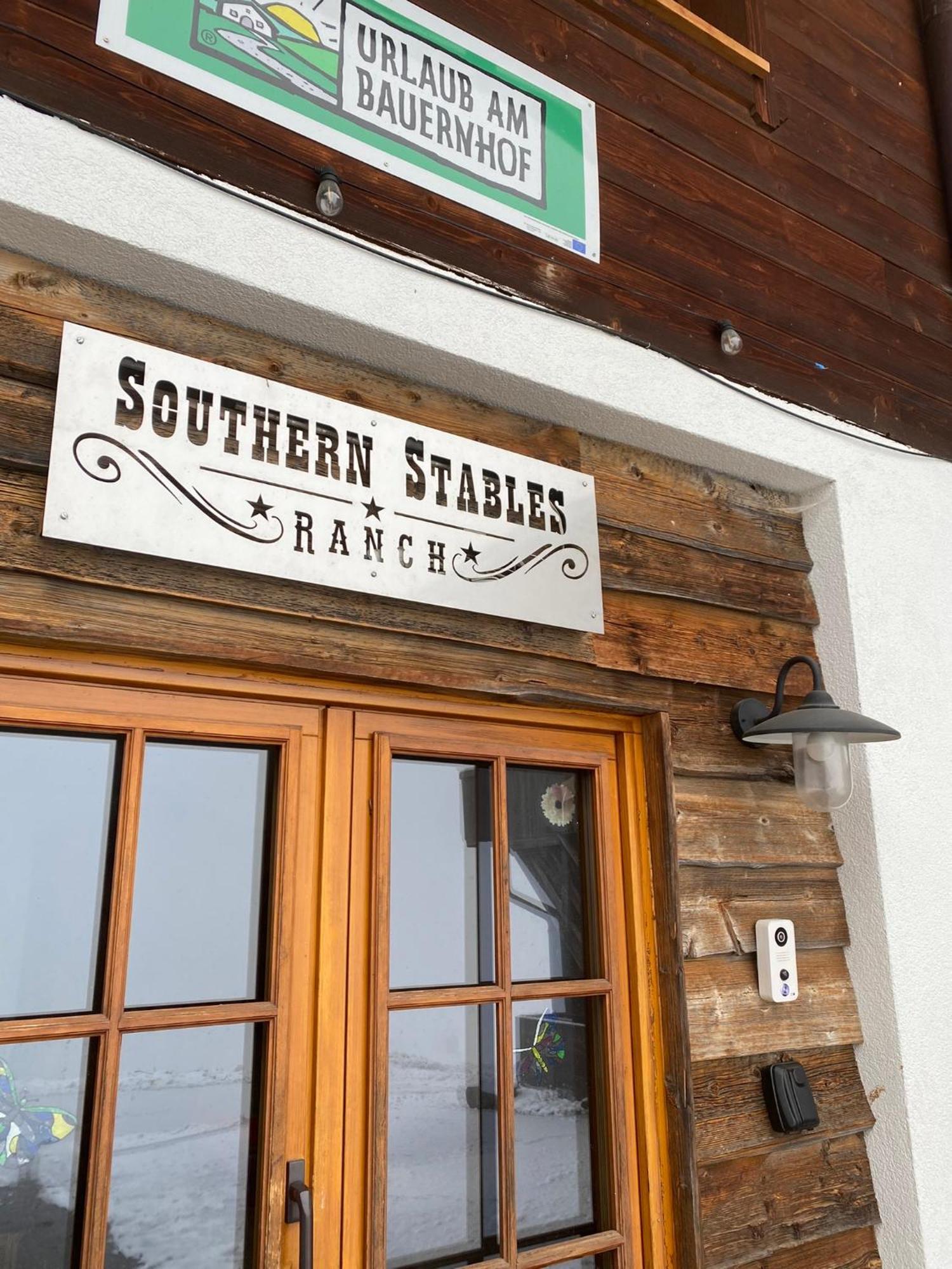 Southern Stables Ranch Bannberg Exteriör bild